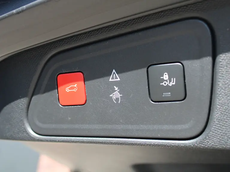 Peugeot 3008 1.2 PureTech 130PK Première Lederen bekleding, Stoelverwarming voor, Navigatie en Elektrische Achterklep afbeelding 10