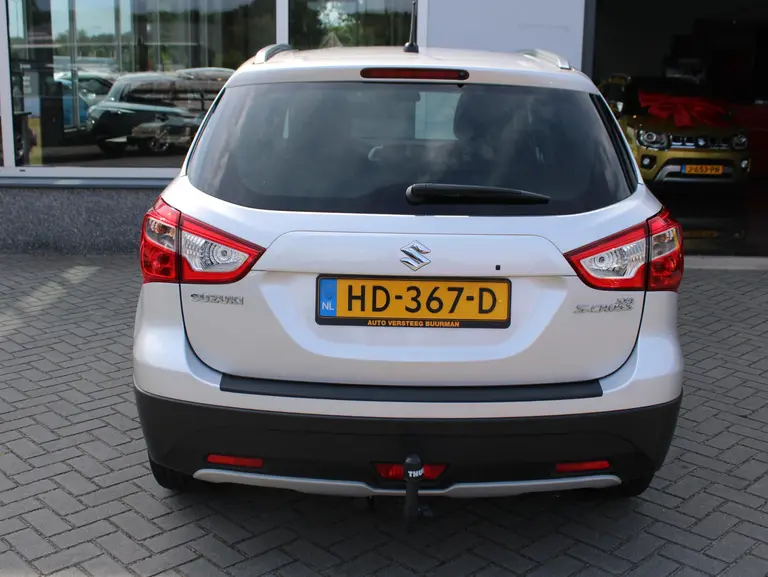 Suzuki S-Cross 1.6 Exclusive Trekhaak, Cruise control, Climate control, Allseasonbanden, Stoelverwarming afbeelding 21