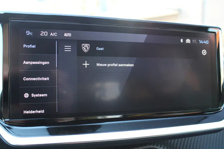 Peugeot 2008 1.2 PureTech 100PK Allure Navigatie, Camera Achter, Draadloze telefoonlader, Parkeerhulp voor en achter afbeelding 39