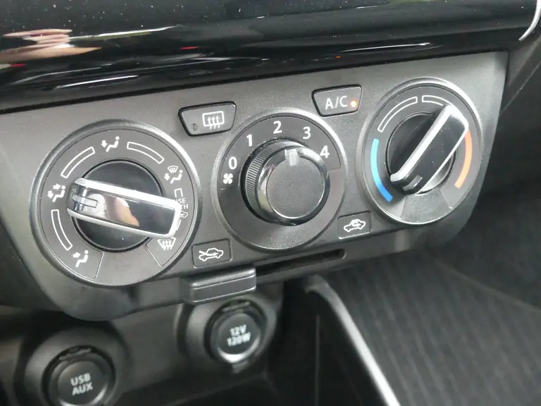 Suzuki Swift 1.2 Select Smart Hybrid Automaat All Season banden, Cruice Control, Airco afbeelding 23