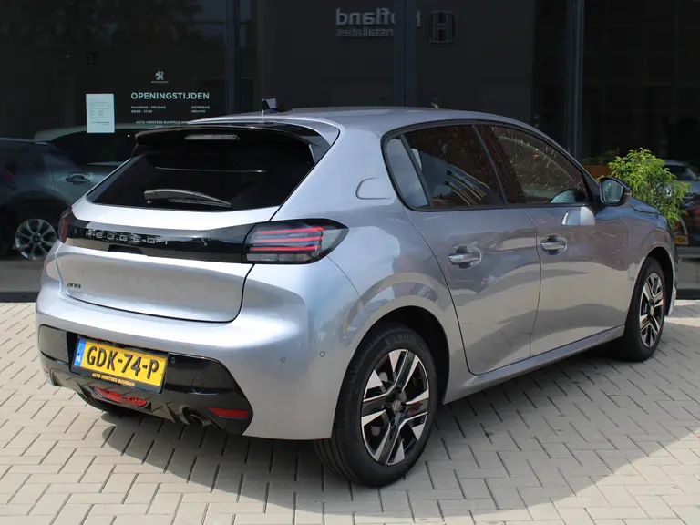 Peugeot 208 1.2 PureTech 100PK Allure AppleCarPlay-Android Auto Navigatie, Camera 360, Keyless Entry, Stoelverwarming afbeelding 9