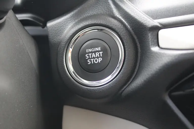 Suzuki Swift 1.2 Comfort Smart Hybrid Nieuwe auto, 6 jaar fabrieksgarantie afbeelding 24