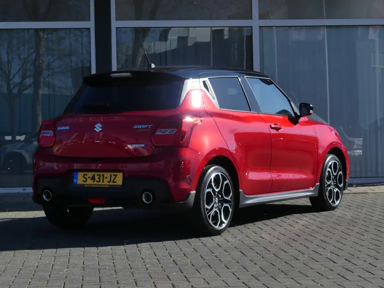 Suzuki Swift 1.4 Sport Smart Hybrid 141PK, NL Auto, Navigatie, Cruise & Climate control, Apple Carpl/andr auto afbeelding 4
