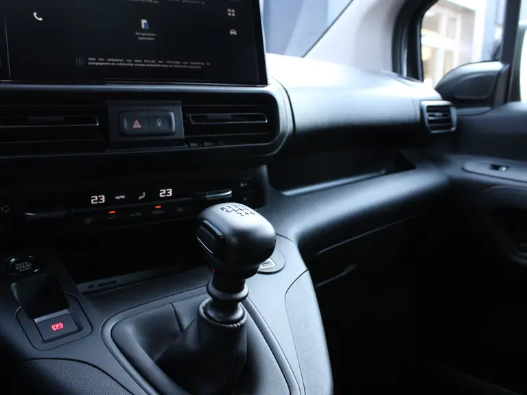 Citroën Berlingo 1.5 BlueHDi 100PK S&S L1 1000kg laadvermogen Achteruitrijcamera, Keyless Entry & Start, Draadloze Telefoonlader, Apple Carplay, Android Auto afbeelding 25