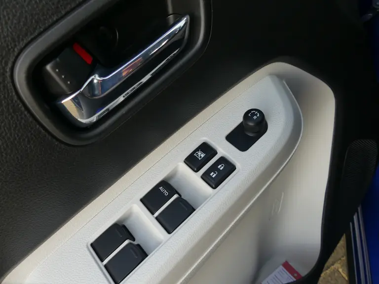 Suzuki Ignis 1.2 Stijl Smart Hybrid Trekhaak, Navigatie, Cruise control afbeelding 10