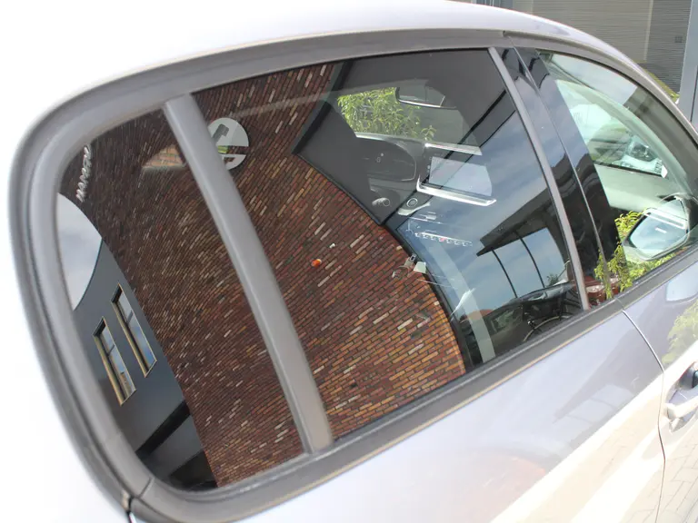 Peugeot 208 1.2 PureTech 100PK Allure AppleCarPlay-Android Auto Navigatie, Camera 360, Keyless Entry, Stoelverwarming afbeelding 12