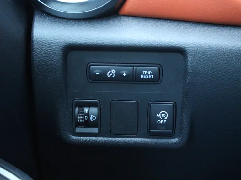 Nissan Micra 0.9 IG-T 90PK N-Connecta Navigatie, Rondomzichtcamera, Dodehoekdetectie, Parkeersensoren Achter afbeelding 17