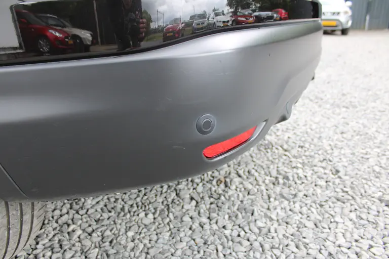 Nissan QASHQAI 1.2 N-Vision, Automaat, Parkeersensoren voor en Achter Panorama Dak! afbeelding 33