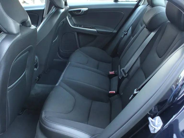 Volvo S60 1.5 T2 Nordic+ Automaat afbeelding 31