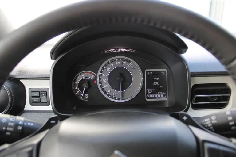 Suzuki Ignis 1.2 Smart Hybrid Style, Automaat , Parkeersensoren, Cruise-Control en ORG NL Auto!! afbeelding 15