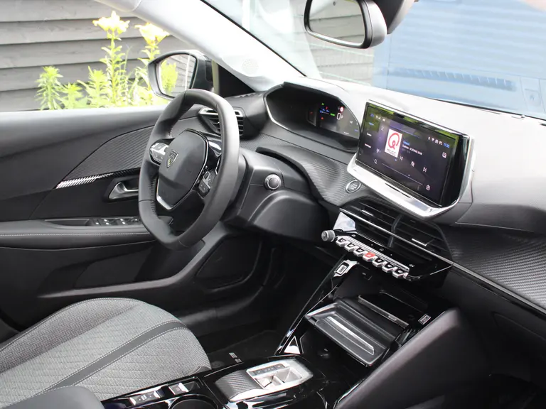 Peugeot e-208 Allure 51 kWh 156PK Navigatie, Rondomzichtcamera, Parkeersensoren, Apple Carplay, Android Auto afbeelding 15