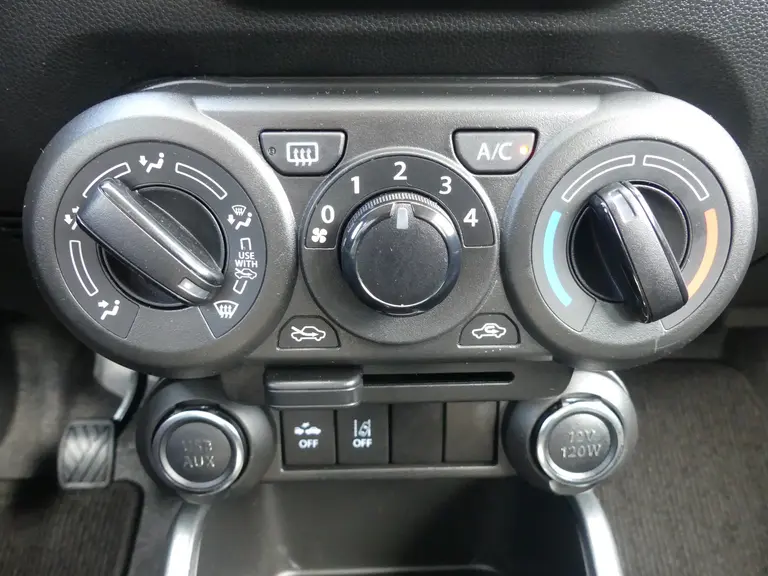 Suzuki Ignis 1.2 Smart Hybrid Select, Achteruitrijcamera, Airco Dakrail, Lichtmetalen velgen afbeelding 21