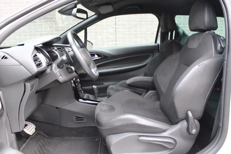 Citroën DS3 1.2 VTi So Chic afbeelding 7