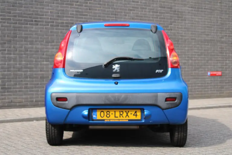 Peugeot 107 1.0-12V Urban Move afbeelding 6