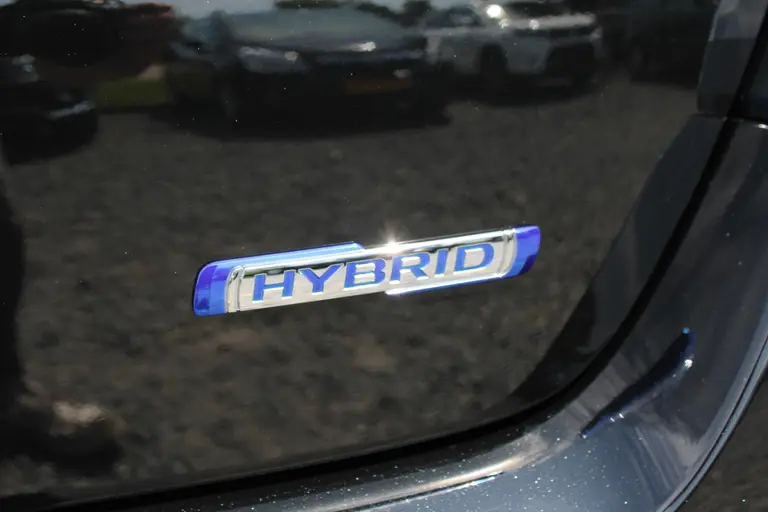 Suzuki Swift 1.2 Comfort Smart Hybrid NIEUW MET 6 JAAR GARANTIE! Navigatie, Achteruitrijcamera, Parkeersensoren Achter, Cruise Control Adaptief afbeelding 9