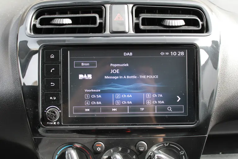 Mitsubishi Space Star 1.2 Connect+ Airco, Applecarpl./Andr. Auto, Start/Stop Systeem, Elektr. ramen voor, Licht/Regen sensor afbeelding 18