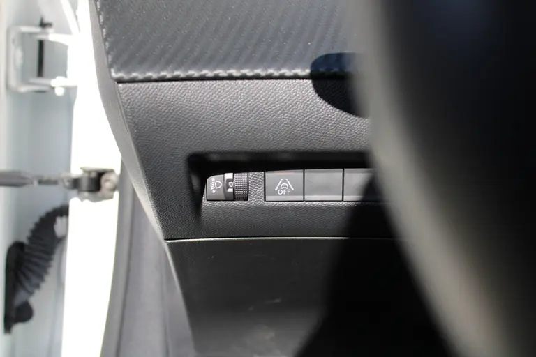 Peugeot 208 1.2 PureTech Active Pack 75pk, Applecarpl./Andr. Auto, Airco, Navigatie, Parkeersensor achter afbeelding 12