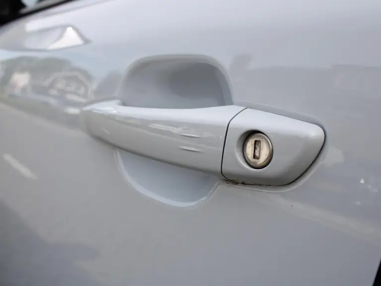 Peugeot e-2008 Allure 54 kWh 156PK inclusief batterijtest Navigatie, Rondomzichtcamera, Adaptieve Cruise Control, Keyless, Stoelverwarming afbeelding 8