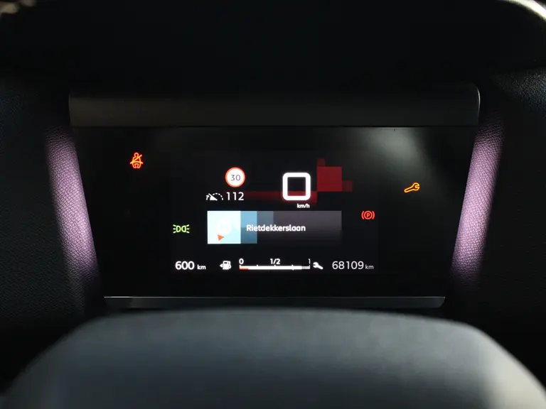 Citroën C4 1.2 Puretech 100PK Feel Navigatie, Parkeersensoren Achter, Cruise Control, Climate Control, Led Koplampen afbeelding 18