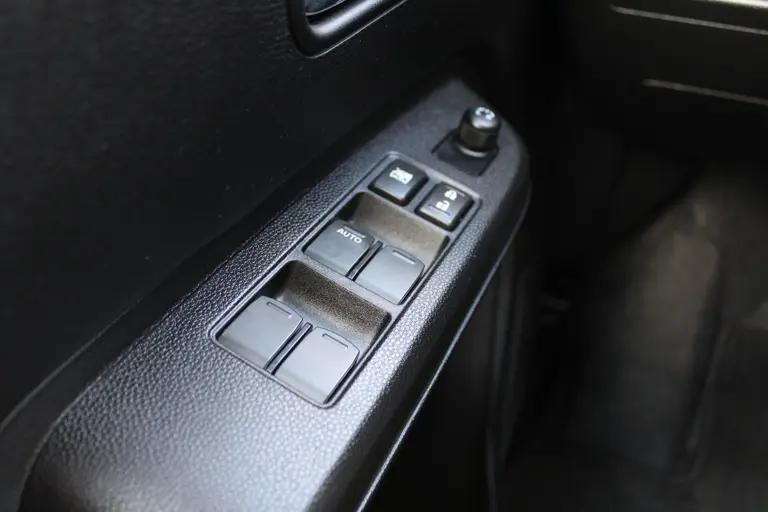 Suzuki Ignis 1.2 Smart Hybrid Style, Automaat , Parkeersensoren, Cruise-Control en ORG NL Auto!! afbeelding 25