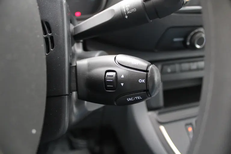 Citroën Jumpy Club M 50 kWh Cruise control, Airco, Apple carplay/Android auto, Radio, Elek.bediende ramen en spiegels afbeelding 18