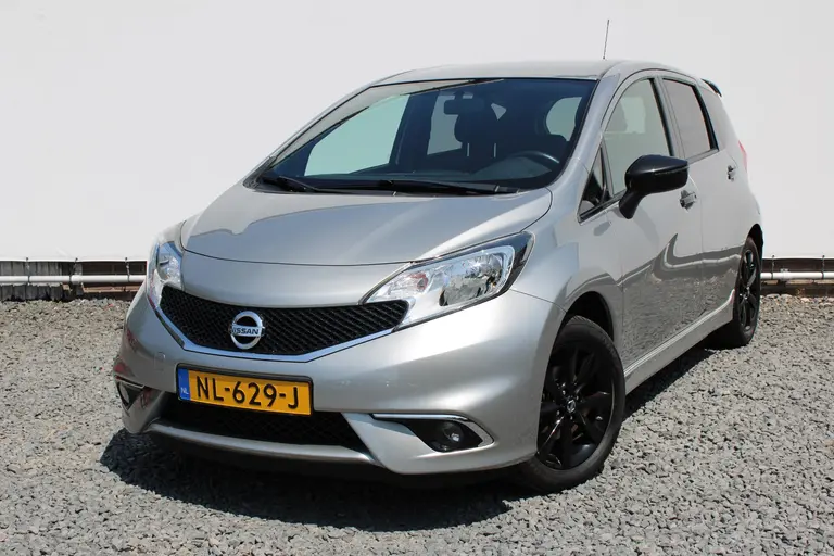 Nissan Note 1.2 Black Edition, All-Seasons, Hoge instap, Navigatie en Cruise Control! afbeelding 30