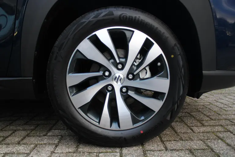 Suzuki S-Cross 1.5 Hybrid Automaat Style Nieuw met 6 Jaar Garantie! Adaptieve Cruise Control, 360 graden camera, Stoelverwarming afbeelding 3