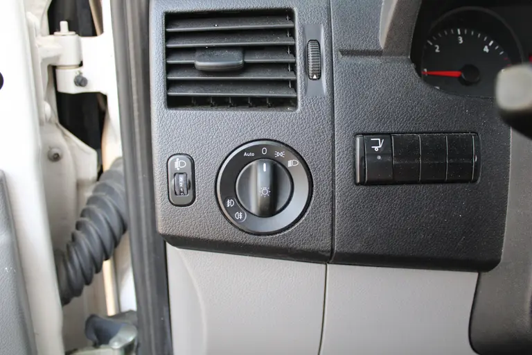 Volkswagen Crafter 46 2.0 TDI Bakwagen met Laadklep, 19m3 Airco, Achteruitrijcamera, Trekhaak afbeelding 7