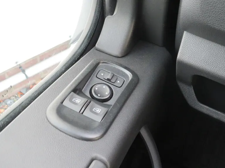 Renault Master T35 2.3 dCi 145 L3 Energy EURO VI, Bakwagen met Navigatie en Cruise Control afbeelding 28