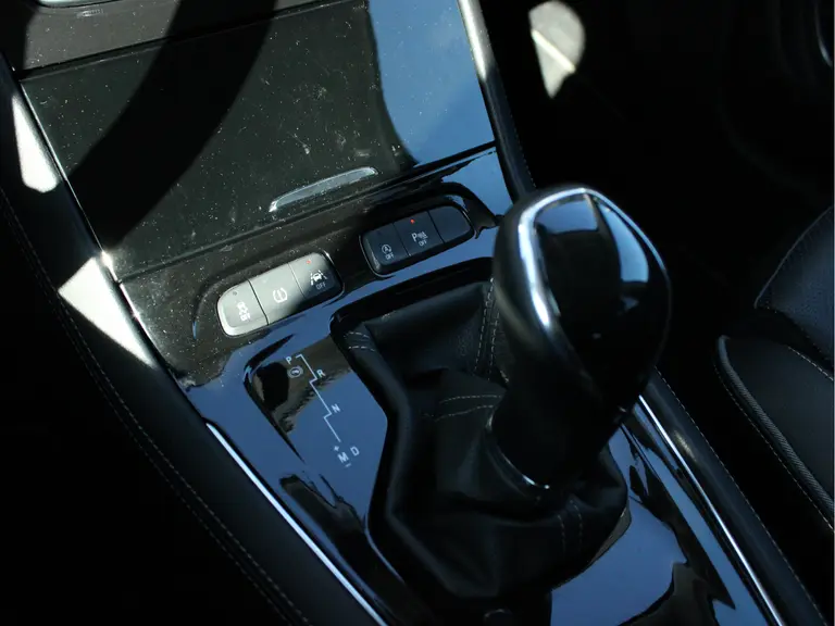 Opel Grandland X 1.2 Turbo Innovation + Apple carplay/Android auto I Stoel+stuur verwarming I Leder I Navigatie I Elektrische achterklep I afbeelding 21