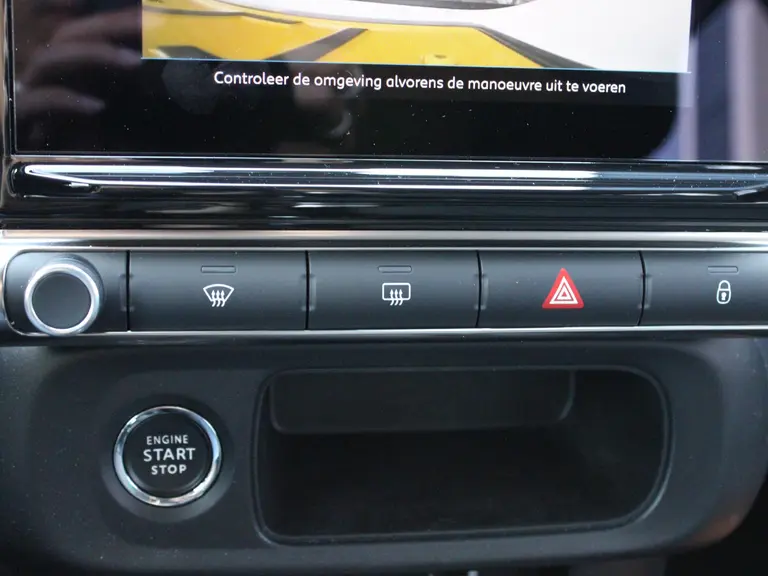 Citroën C3 Business 1.2 PureTech 82PK Navigatie, Achteruitrijcamera, Parkeersensoren, Keyless Entry & Start, Stoelverwarming, Apple Carplay, Android Auto afbeelding 31