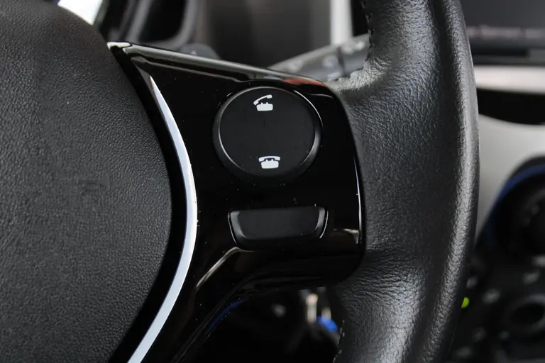 Peugeot 108 1.0 e-VTi Active Automaat Apple Carplay/Android Auto afbeelding 27