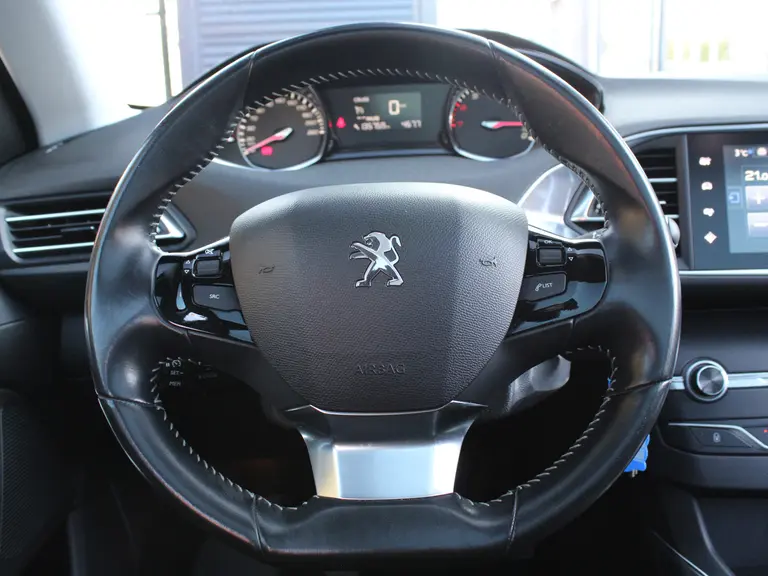 Peugeot 308 1.2 PureTech 130PK Blue Lease Premium Trekhaak, Panoramadak, Apple Carplay, Android Auto, Parkeersensoren, Led Koplampen afbeelding 20