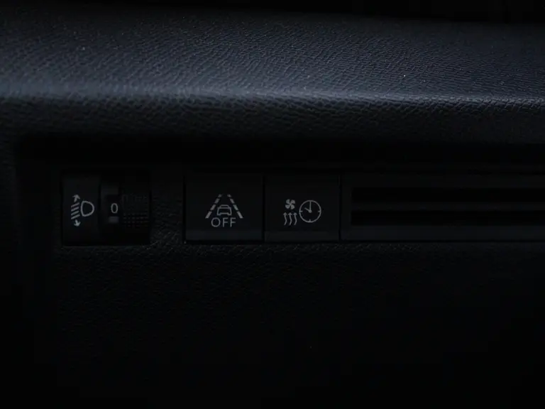 Citroën Ë-C4 Feel 50 kWh 136PK Achteruitrijcamera, Cruise Control, Parkeersensoren Achter, Led Koplampen, Lichtmetalen Velgen afbeelding 14