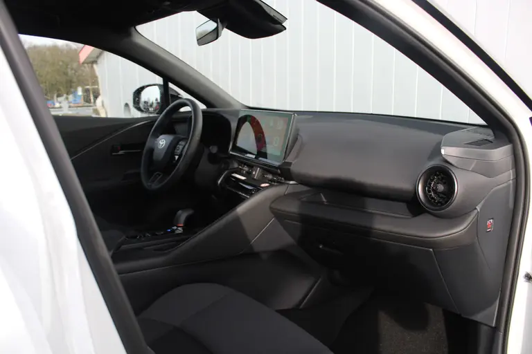Toyota C-HR 1.8 Hybrid 140 First Edition Automaat 360° Camera, Elektrische Achterklep, Draadloze Carplay\Android Auto, Keyless Go afbeelding 48