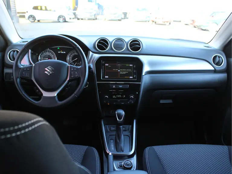 Suzuki Vitara 1.5 Hybrid Select AllGrip Automaat Multimediasysteem, Cruise control adaptief, Climate control, Parkeercamera, Stoelverwarming afbeelding 20