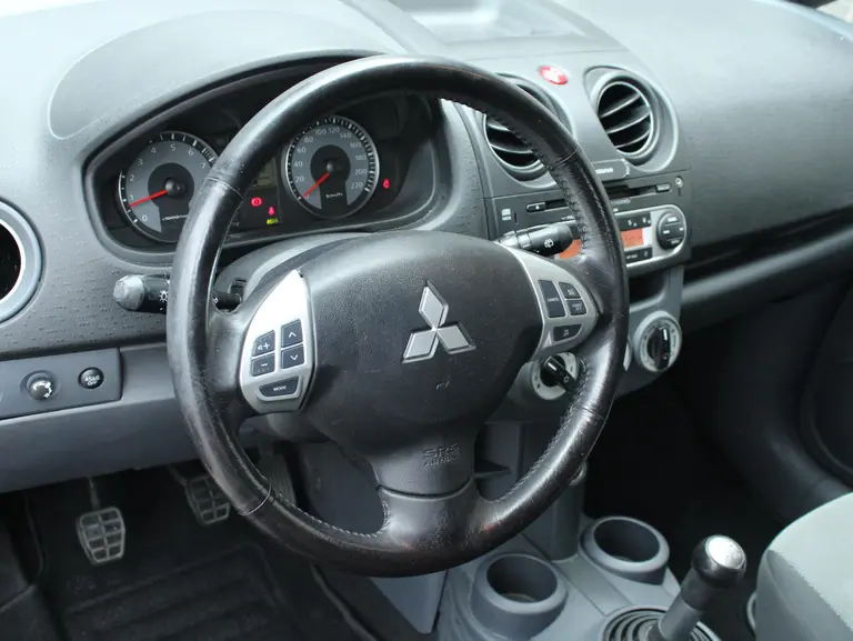 Mitsubishi Colt 1.3 Edition Two airco, cruise control, lichtmetalen velgen afbeelding 21