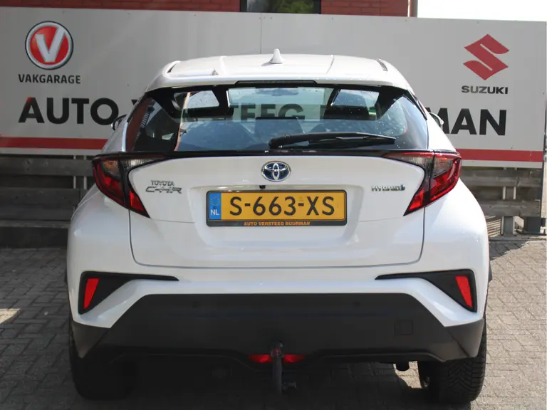Toyota C-HR 1.8 Hybrid Dynamic Automaat Navigatie, Cruise Control Adaptief, Parkeersensoren Voor en Achter, Airco Automatisch afbeelding 19