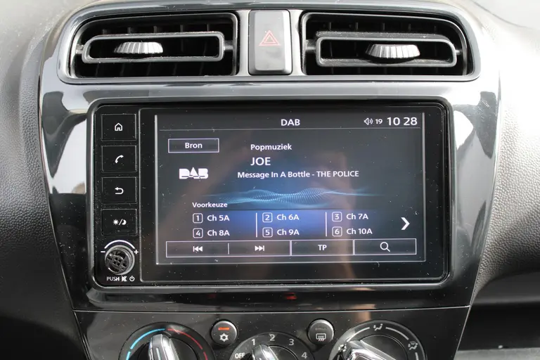 Mitsubishi Space Star 1.2 Connect+ Airco, Applecarpl./Andr. Auto, Start/Stop Systeem, Elektr. ramen voor, Licht/Regen sensor afbeelding 18