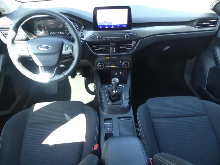 Ford FOCUS Wagon 1.5 EcoBoost Titanium Business Trekhaak, Bang & Olufsen, Cruise en Climate Control afbeelding 8