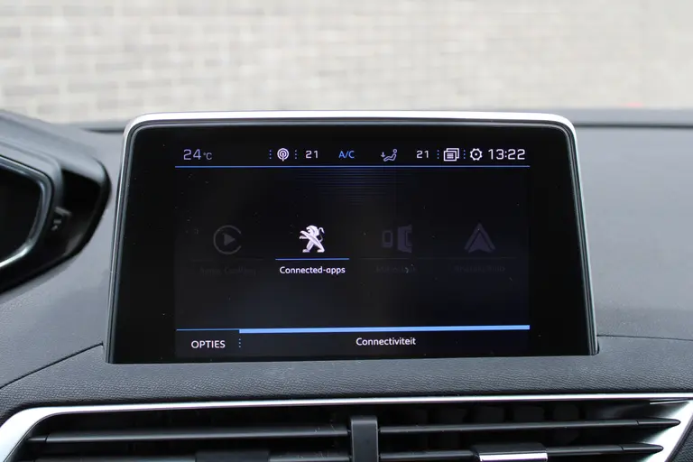 Peugeot 3008 1.2 PureTech Allure Automaat, Trekhaak, Navigatie, CruiseControl, Applecarpl./Andr. Auto afbeelding 25