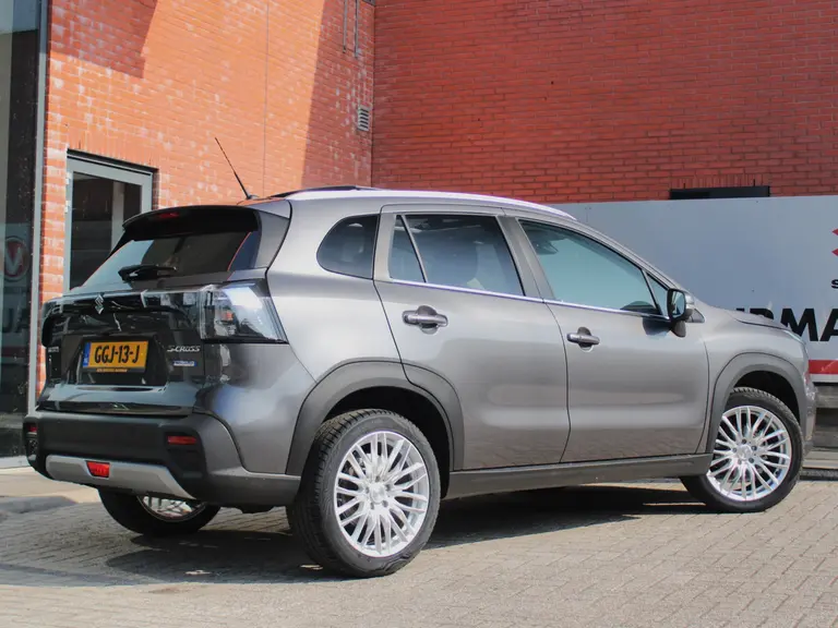 Suzuki S-Cross 1.4 Boosterjet Style Smart Hybrid 6 Jaar Garantie! Elektrisch Panoramadak, 360° Camera, Navigatie, Parkeersensoren Voor en Achter, All-Season Banden afbeelding 13