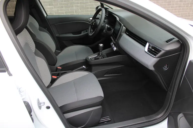 Mitsubishi Colt 1.0T MT Intense Cruise/Climate control, 16"LM velgen, Camera, Apple carplay/Android auto, Parkeersensoren V+A afbeelding 22