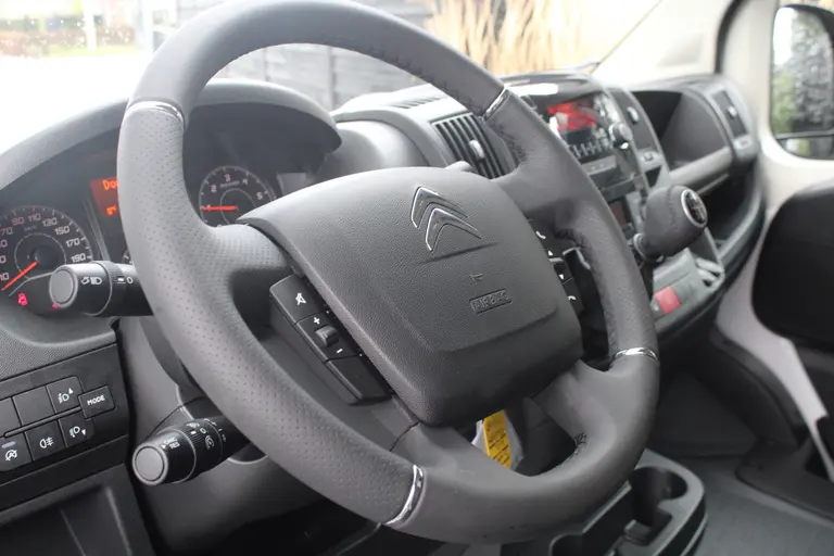 Citroën Jumper 2.2 BlueHDi 120 L1H1 3.0t Cruise Control, Leder Stuurwiel, Climate Control, Audio/Bluetooth, Parkeerhulp achter . afbeelding 22