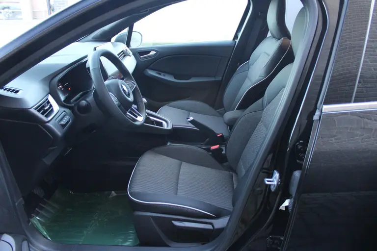 Mitsubishi Colt 1.0T MT Intense+ Cruise/Climate control, 17"LM velgen, Camera, Apple carplay/Android auto, Parkeersensoren V+A afbeelding 9
