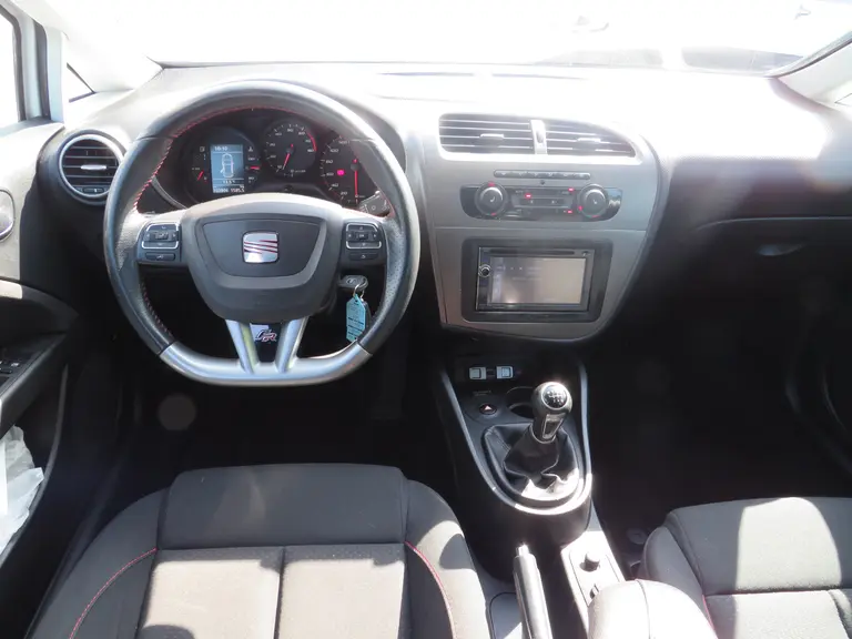 SEAT Leon 1.4 TSI Reference, FR UITVOERING, 18 INCH, ORG NL, GOED ONDERHOUDEN! Navigatie, Stoelverwarming en Parkeersensoren afbeelding 8