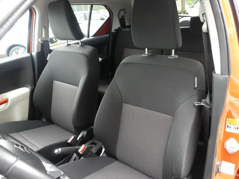 Suzuki Ignis 1.2 Smart Hybrid Stijl Navi, Allseason banden, Cruise control, Climate control afbeelding 9