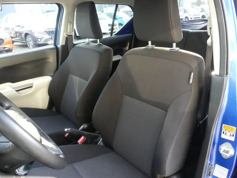 Suzuki Ignis 1.2 Stijl Smart Hybrid Trekhaak, Navigatie, Cruise control afbeelding 9
