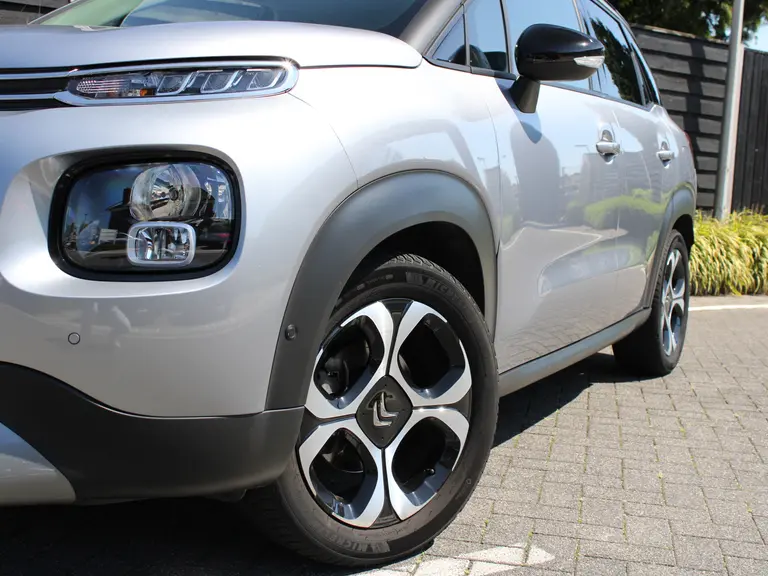 Citroën C3 Aircross Shine 1.2 PureTech 110PK Navigatie, Parkeerhulp voor en achter + Camera, Apple Carplay/Android Auto, Trekhaak afbeelding 3