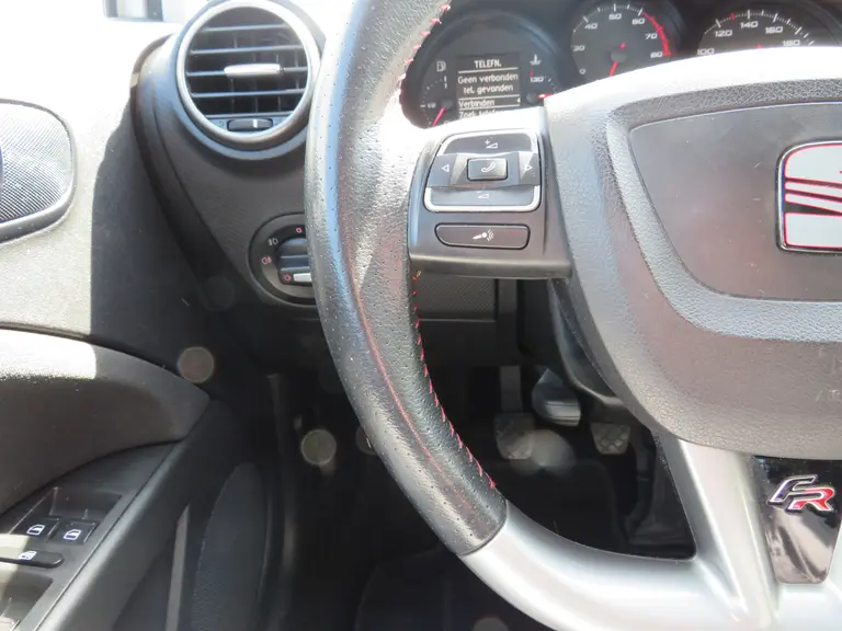 SEAT Leon 1.4 TSI Reference, FR UITVOERING, 18 INCH, ORG NL, GOED ONDERHOUDEN! Navigatie, Stoelverwarming en Parkeersensoren afbeelding 18